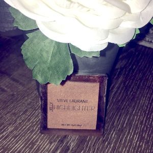 Steve Laurant Jelly Highlighter